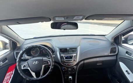 Hyundai Solaris II рестайлинг, 2015 год, 590 000 рублей, 10 фотография