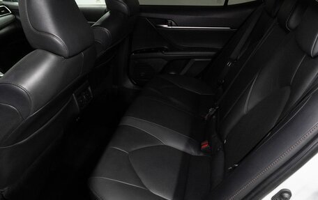 Toyota Camry, 2019 год, 2 849 000 рублей, 17 фотография