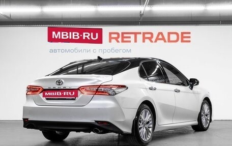 Toyota Camry, 2019 год, 2 849 000 рублей, 6 фотография