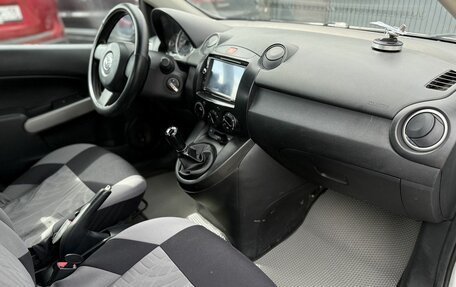 Mazda 2 III, 2011 год, 650 000 рублей, 14 фотография