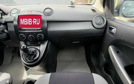 Mazda 2 III, 2011 год, 650 000 рублей, 15 фотография