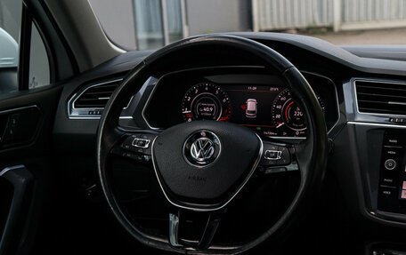 Volkswagen Tiguan II, 2018 год, 2 990 000 рублей, 12 фотография
