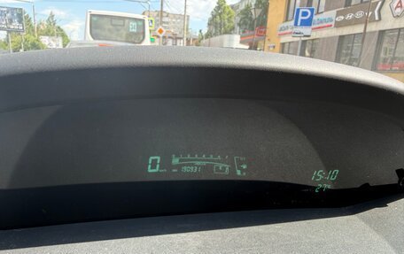 Toyota Yaris III рестайлинг, 2006 год, 380 000 рублей, 3 фотография