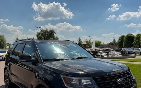 Ford Explorer VI, 2018 год, 4 500 000 рублей, 35 фотография