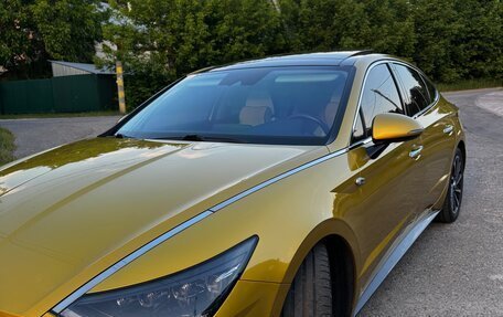 Hyundai Sonata VIII, 2019 год, 2 500 000 рублей, 3 фотография