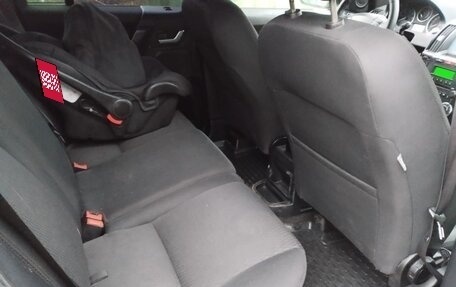 Land Rover Freelander II рестайлинг 2, 2011 год, 1 000 000 рублей, 4 фотография