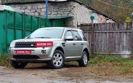 Land Rover Freelander II рестайлинг 2, 2011 год, 1 000 000 рублей, 2 фотография