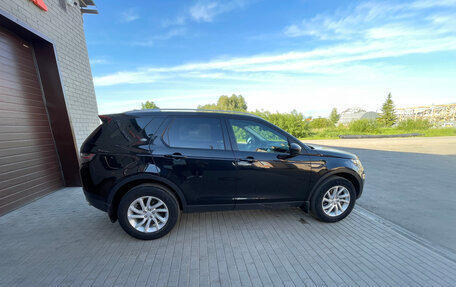 Land Rover Discovery Sport I рестайлинг, 2017 год, 2 499 000 рублей, 5 фотография