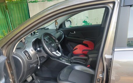 KIA Sportage III, 2011 год, 885 000 рублей, 7 фотография