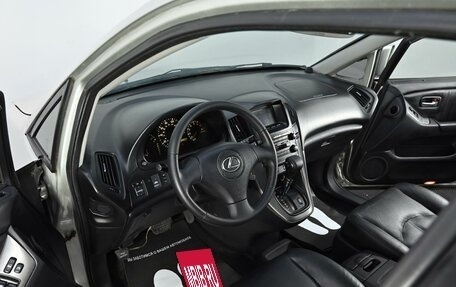 Lexus RX IV рестайлинг, 2001 год, 679 000 рублей, 6 фотография