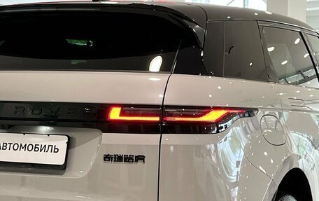 Land Rover Range Rover Evoque II, 2025 год, 5 890 000 рублей, 8 фотография