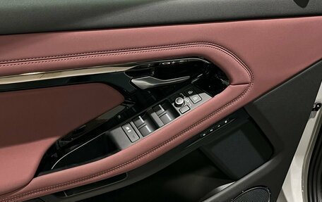 Land Rover Range Rover Evoque II, 2025 год, 5 890 000 рублей, 26 фотография