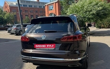 Volkswagen Touareg III, 2019 год, 6 100 000 рублей, 5 фотография