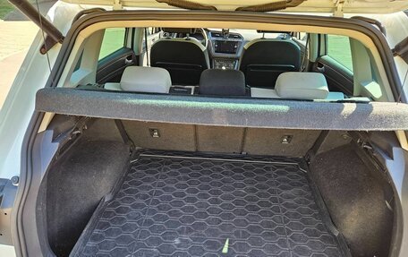 Volkswagen Tiguan II, 2018 год, 2 650 000 рублей, 9 фотография