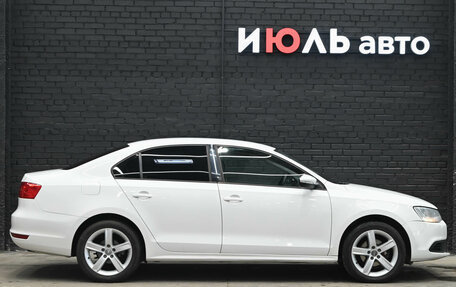 Volkswagen Jetta VI, 2013 год, 920 000 рублей, 9 фотография