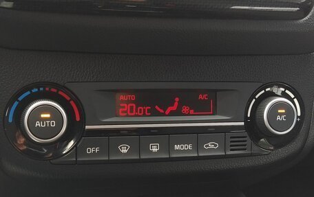 KIA Rio III рестайлинг, 2016 год, 999 000 рублей, 13 фотография