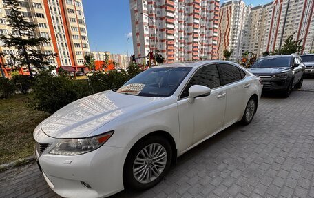 Lexus ES VII, 2013 год, 1 900 000 рублей, 1 фотография