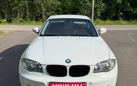 BMW 1 серия, 2010 год, 695 000 рублей, 1 фотография