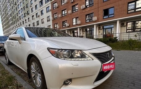 Lexus ES VII, 2013 год, 1 900 000 рублей, 3 фотография
