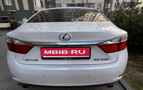 Lexus ES VII, 2013 год, 1 900 000 рублей, 9 фотография
