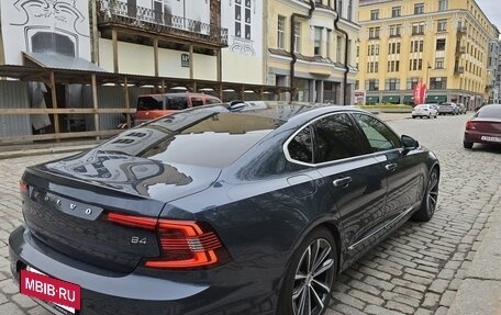 Volvo S90 II рестайлинг, 2020 год, 3 600 000 рублей, 3 фотография