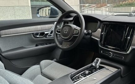 Volvo S90 II рестайлинг, 2020 год, 3 600 000 рублей, 14 фотография