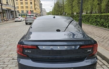 Volvo S90 II рестайлинг, 2020 год, 3 600 000 рублей, 5 фотография