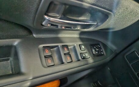 Mitsubishi Outlander III рестайлинг 3, 2020 год, 2 350 000 рублей, 14 фотография