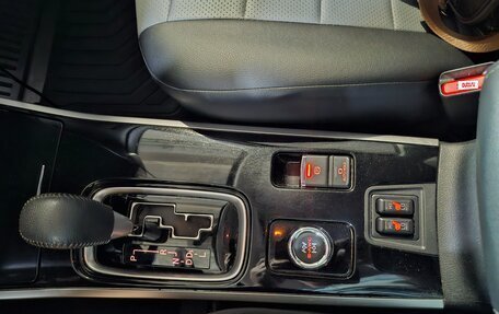 Mitsubishi Outlander III рестайлинг 3, 2020 год, 2 350 000 рублей, 15 фотография