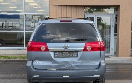Toyota Sienna II рестайлинг, 2007 год, 700 000 рублей, 5 фотография