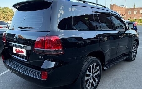 Toyota Land Cruiser 200, 2009 год, 2 200 000 рублей, 4 фотография