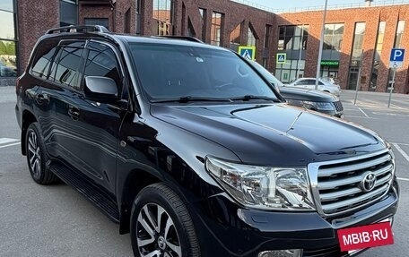 Toyota Land Cruiser 200, 2009 год, 2 200 000 рублей, 2 фотография