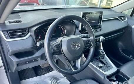 Toyota RAV4, 2021 год, 3 599 000 рублей, 8 фотография