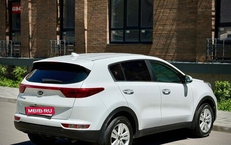 KIA Sportage IV рестайлинг, 2018 год, 1 850 000 рублей, 12 фотография