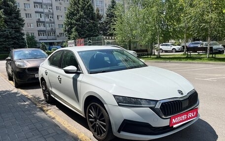 Skoda Octavia IV, 2021 год, 1 980 000 рублей, 2 фотография