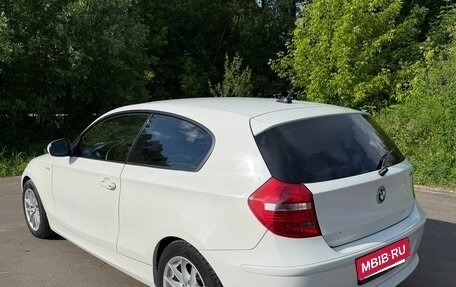 BMW 1 серия, 2010 год, 695 000 рублей, 6 фотография