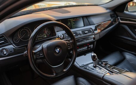 BMW 5 серия, 2012 год, 2 501 000 рублей, 13 фотография