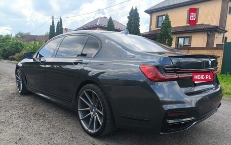 BMW 7 серия, 2015 год, 3 777 000 рублей, 7 фотография
