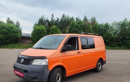 Volkswagen Transporter T5 рестайлинг, 2008 год, 850 000 рублей, 1 фотография