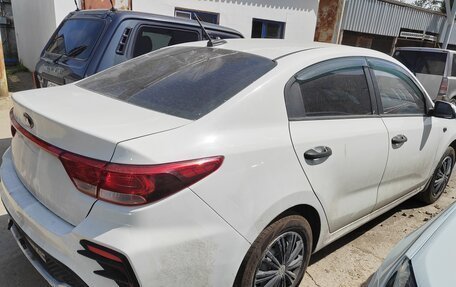 KIA Rio IV, 2017 год, 850 000 рублей, 3 фотография