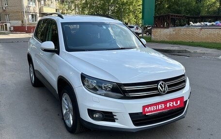 Volkswagen Tiguan I, 2013 год, 990 000 рублей, 3 фотография