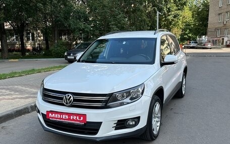 Volkswagen Tiguan I, 2013 год, 990 000 рублей, 2 фотография