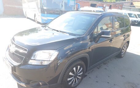 Chevrolet Orlando I, 2014 год, 930 000 рублей, 3 фотография