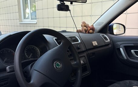 Skoda Fabia II, 2008 год, 700 000 рублей, 3 фотография
