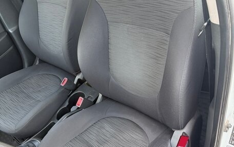 Hyundai Solaris II рестайлинг, 2016 год, 810 000 рублей, 8 фотография