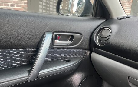 Mazda Atenza II, 2002 год, 315 000 рублей, 16 фотография