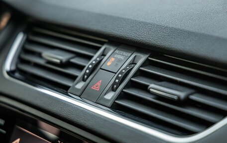 Skoda Octavia, 2017 год, 1 848 000 рублей, 22 фотография