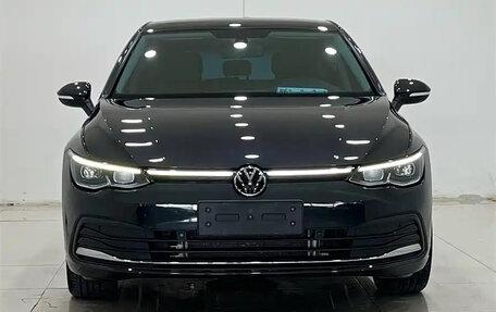 Volkswagen Golf VIII, 2022 год, 1 740 000 рублей, 3 фотография
