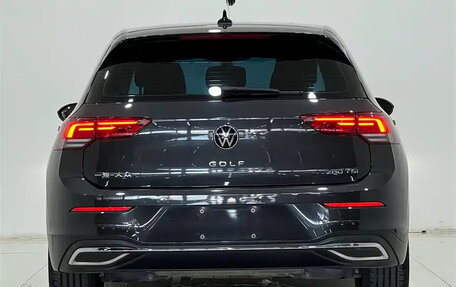 Volkswagen Golf VIII, 2022 год, 1 740 000 рублей, 4 фотография