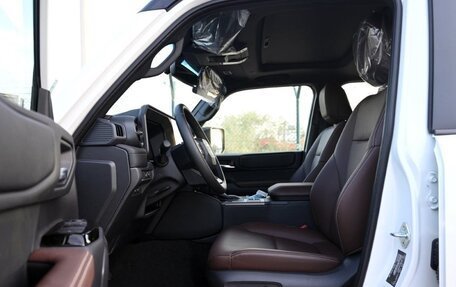 Toyota Land Cruiser Prado, 2025 год, 10 076 000 рублей, 30 фотография